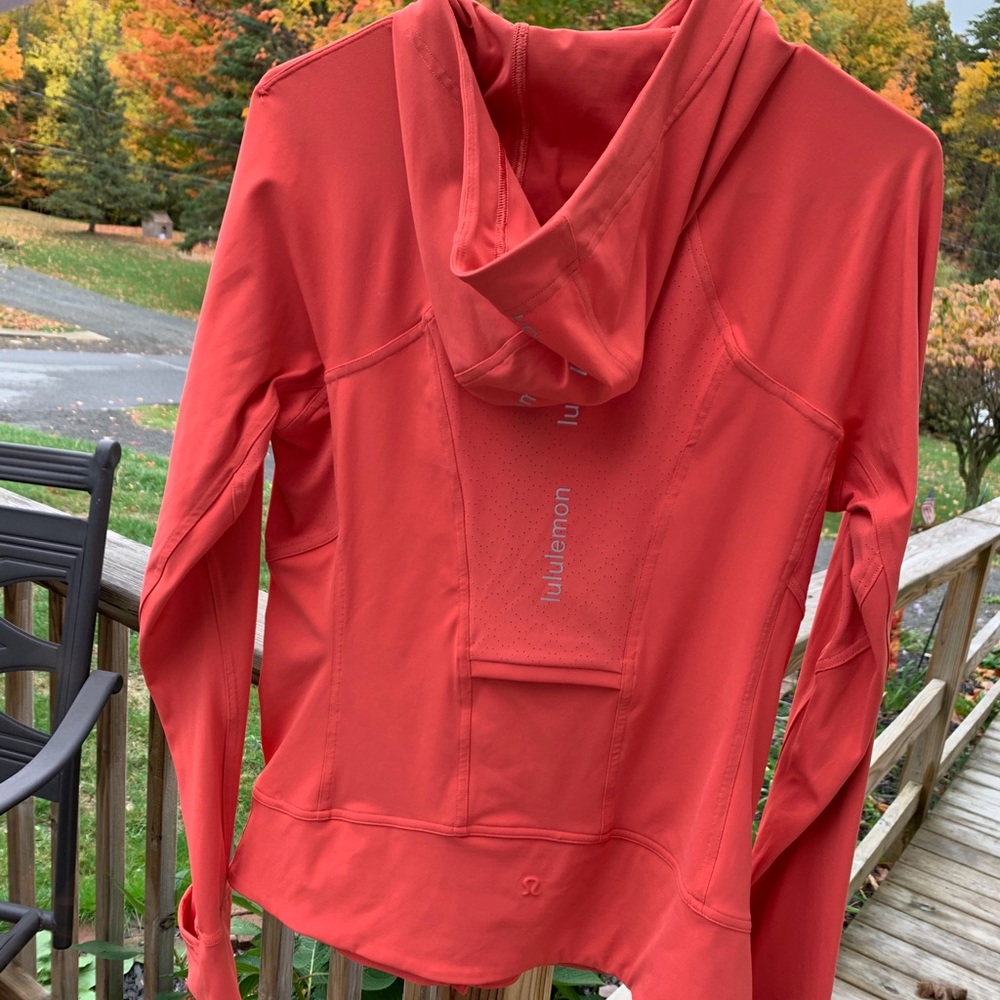 Lululemon running jacket